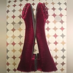 Vince Camuto Velvet Bow Flats size 10